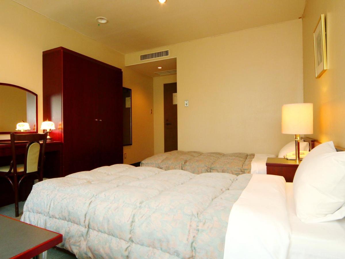 האקובה Hotel De L'Aile מראה חיצוני תמונה