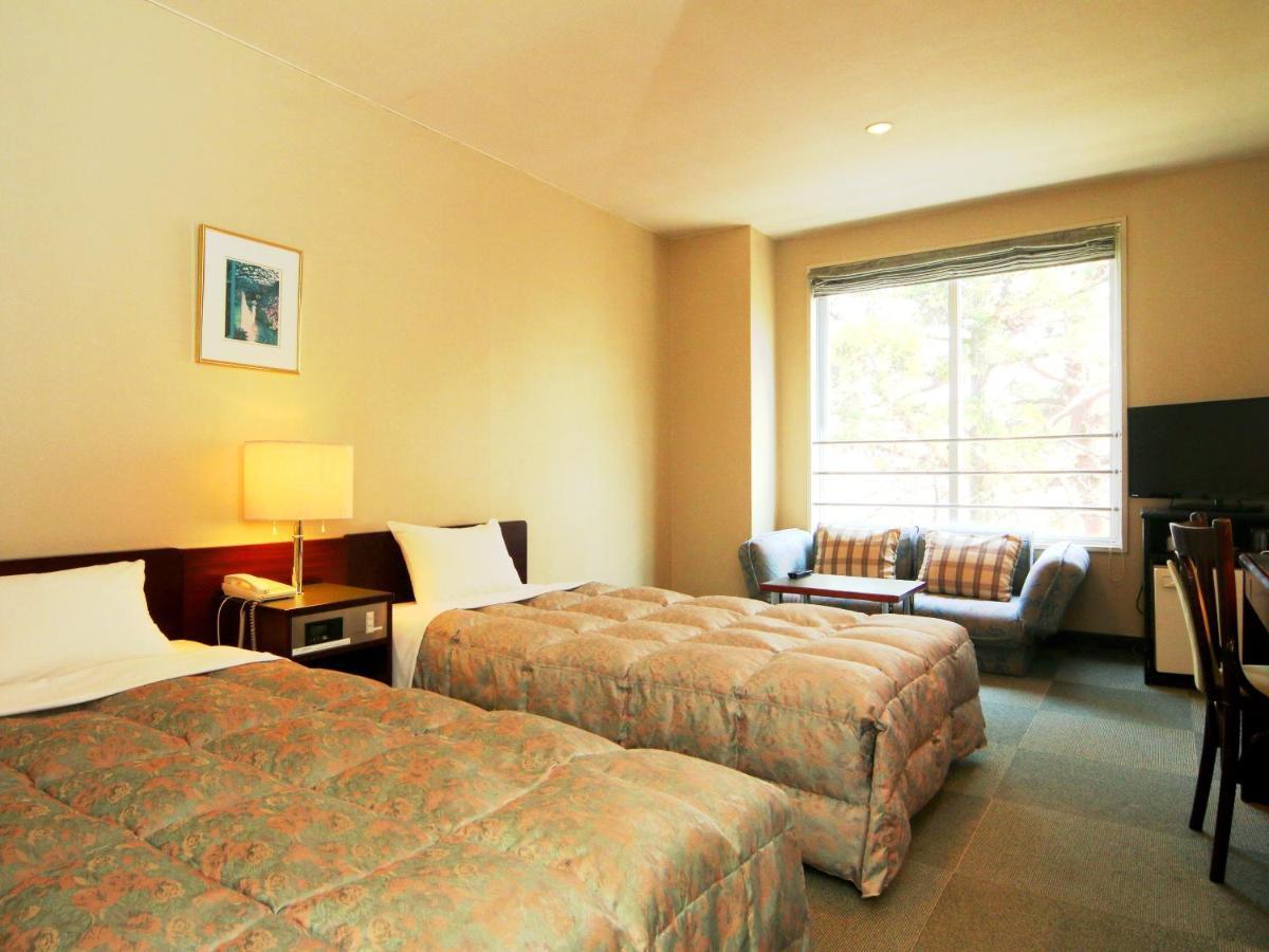 האקובה Hotel De L'Aile מראה חיצוני תמונה