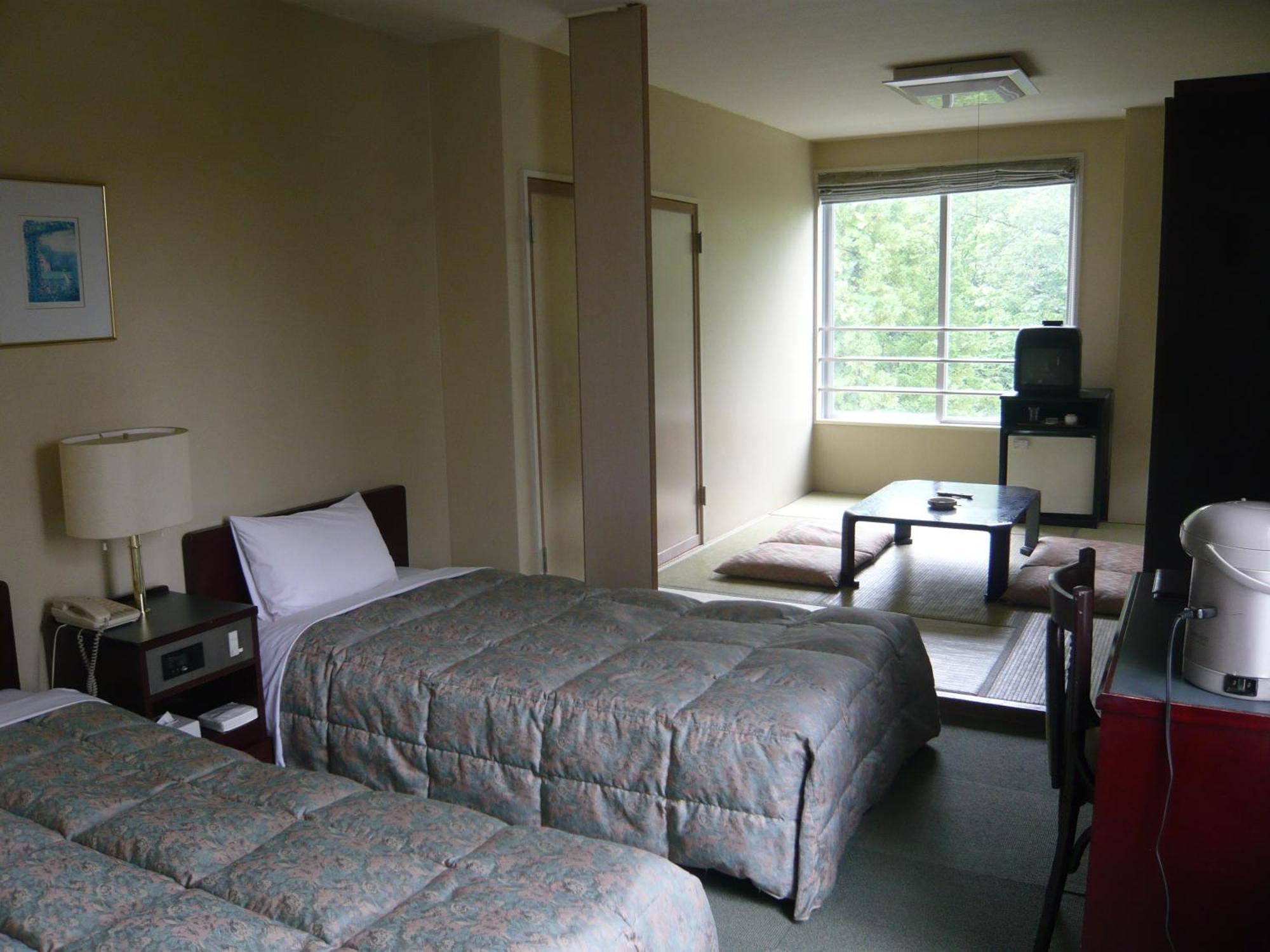 האקובה Hotel De L'Aile מראה חיצוני תמונה